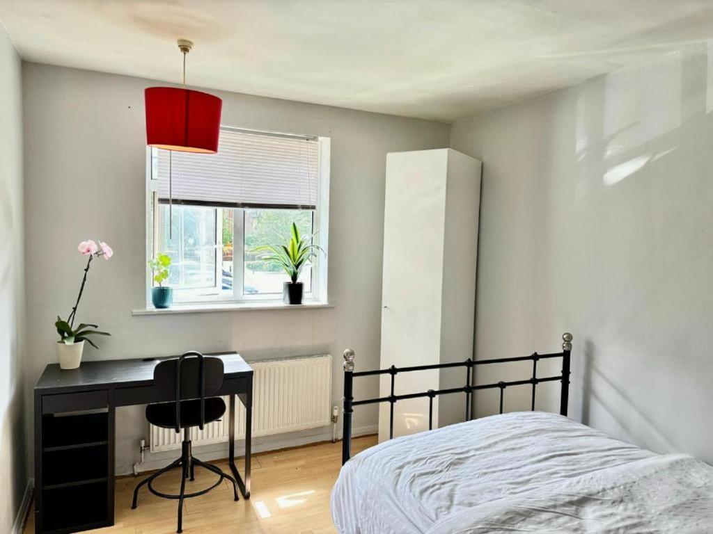 Whitechapel Lindley House R2 Otel Londra Dış mekan fotoğraf
